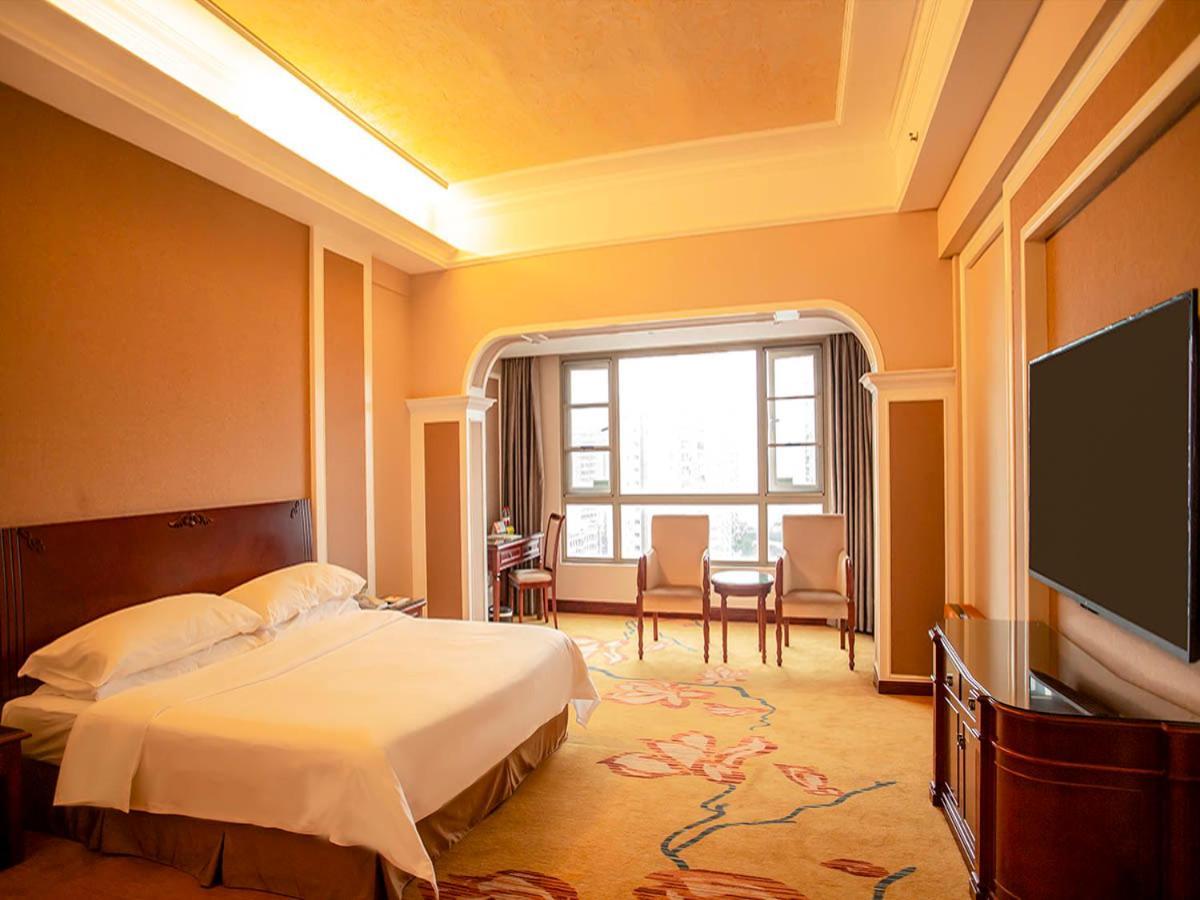 Vienna Hotel Shenzhen Songgang Liye Road Екстер'єр фото