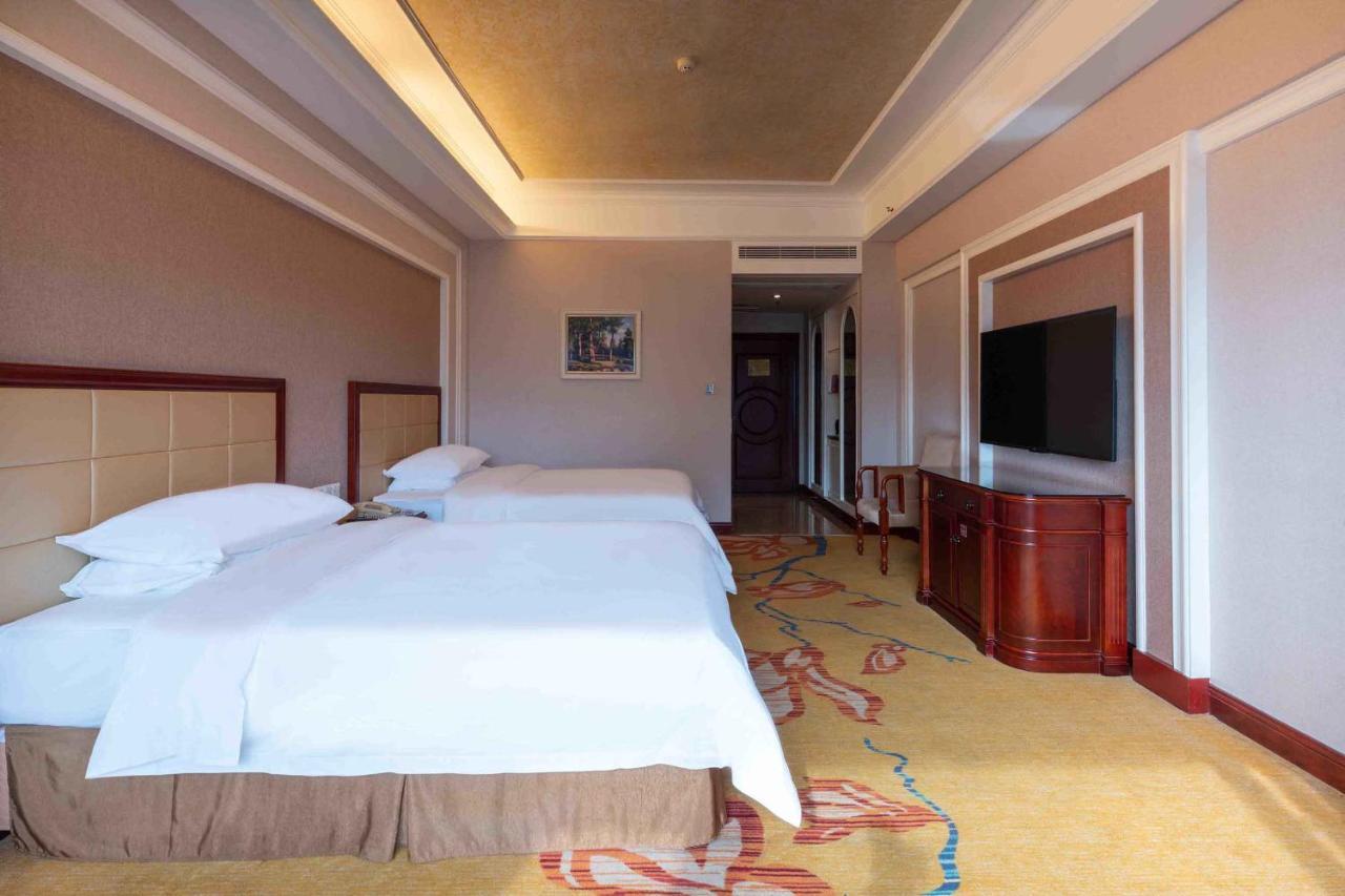 Vienna Hotel Shenzhen Songgang Liye Road Екстер'єр фото